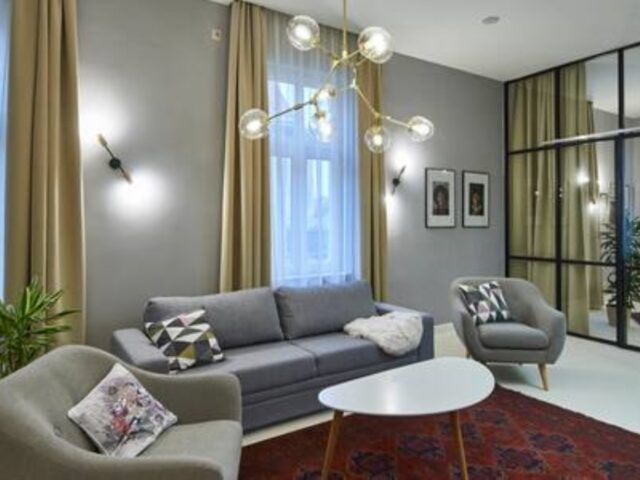 140 m2 unique design flat with 3 bathrooms