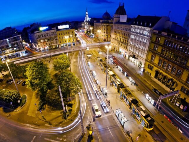 140 m2 unique design flat with 3 bathrooms