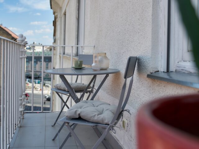 Amazing design flat in Dohány street with balcony