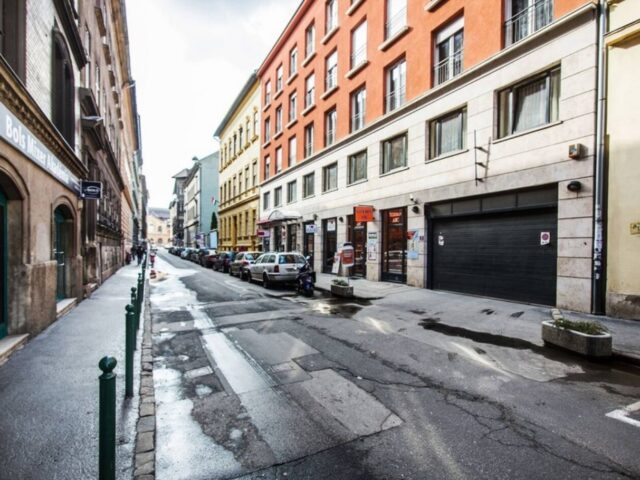 One bedroom modern apartment