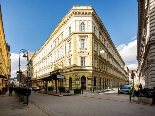 One bedroom modern apartment