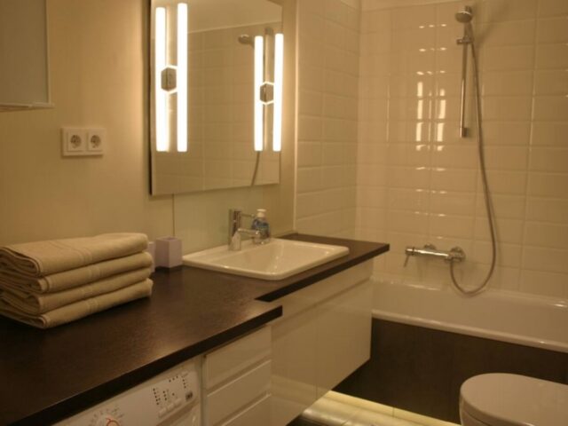 One bedroom modern apartment