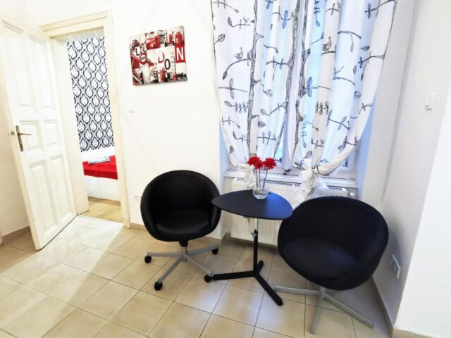 2 Bedrooms Central Market Hall apartment