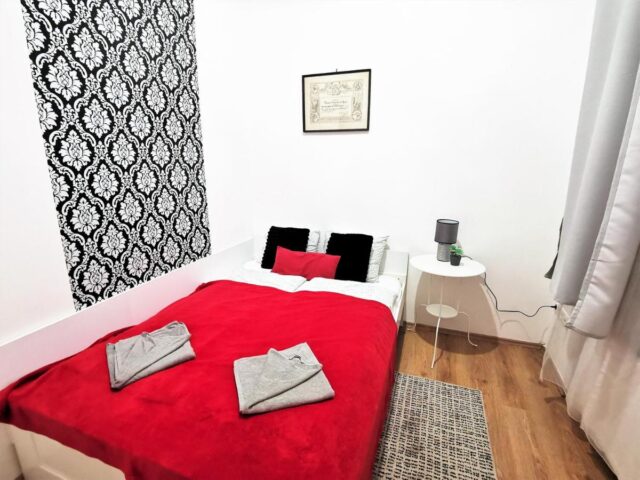 2 Bedrooms Central Market Hall apartment