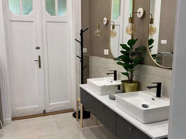 ORANGEHOMES Panthera Luxury Apartment