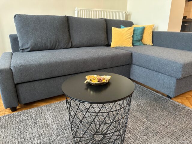 ORANGEHOMES Peaceful apartment next to Central Market Hall