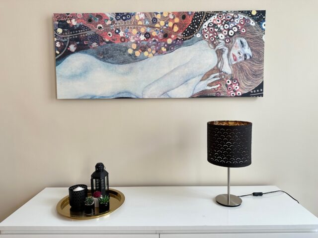 ORANGEHOMES Peaceful apartment next to Central Market Hall