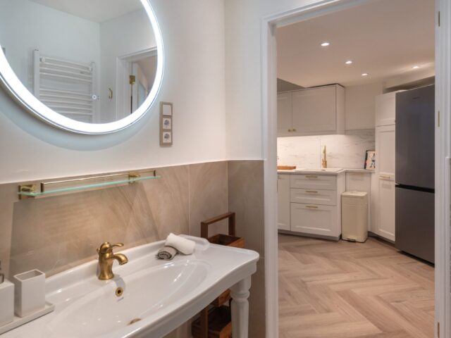 OrangeHomes Luxury apartment next to Gellért Hill