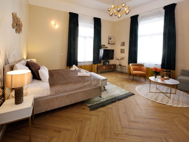 ORANGEHOMES Urban elegance apartment