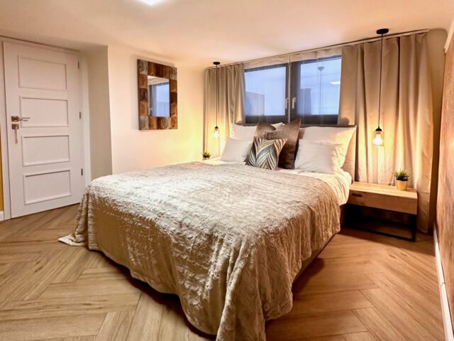 ORANGEHOMES Urban elegance apartment