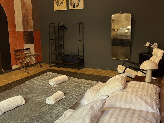 OrangeHomes Pop 36 | 2 bedroom Ap. near Parliament